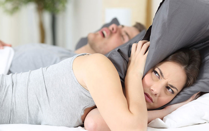 Thay đổi tư thế ngủ là giải pháp chữa ngủ ngáy hiệu quả Thay đổi tư thế ngủ là giải pháp chữa ngủ ngáy hiệu quả